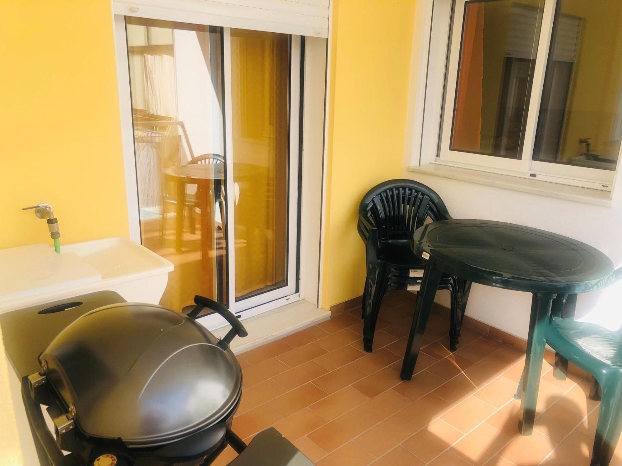 Apartment T2 *